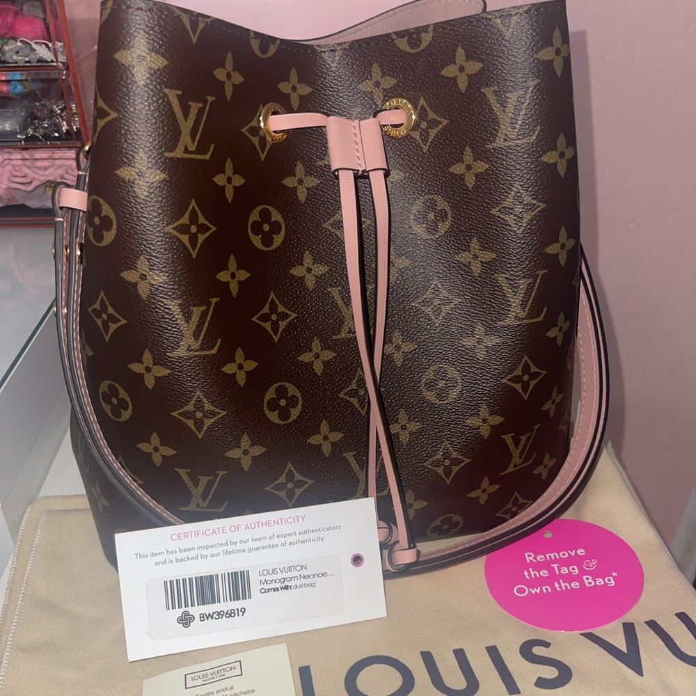 Louis Vuitton neonoe mm in monogram